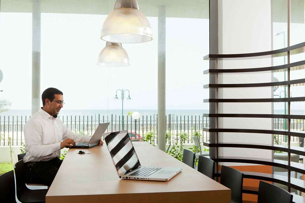 Ibis Bata Hotel Facilities photo